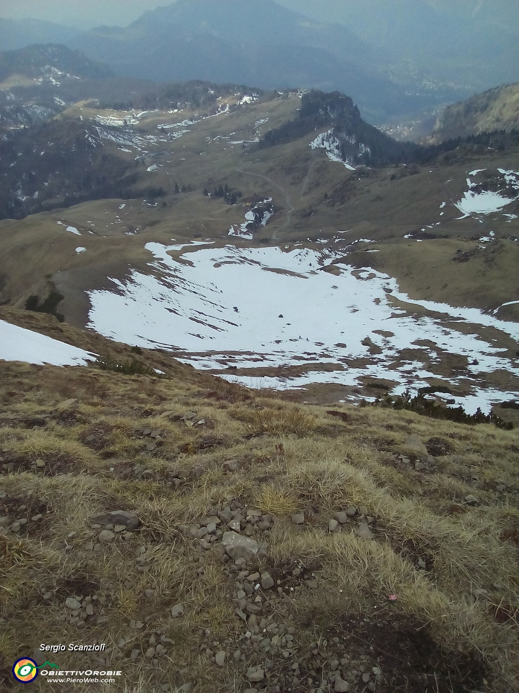 32 - chiazze di neve.jpg